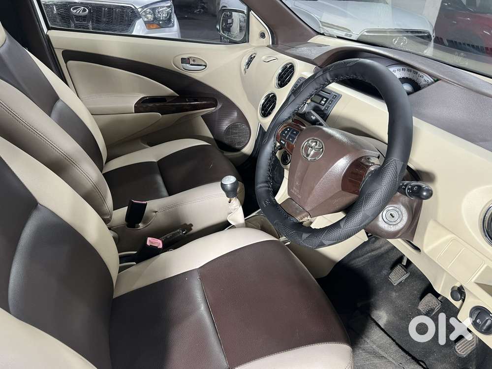 Toyota Etios 2010-2012 Vx, 2013, Petrol