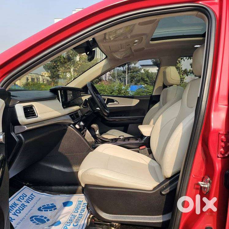 Mahindra Xuv700 2.2 Ax 7 Diesel At Str, 2024, Diesel