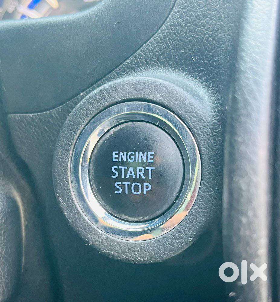 Toyota Innova Crysta [2020-ongoing] 2.7 Gx At 7 Str, 2021, Petrol