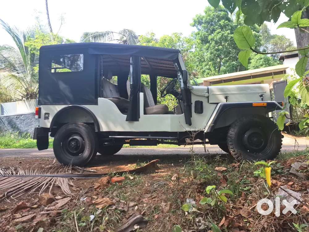 10 സീറ്റ്‌ 1997 Commander 5 Gear For Sale