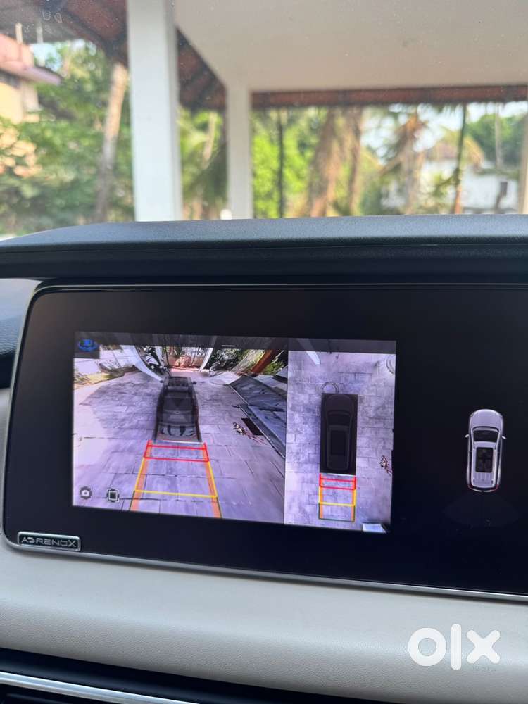 Pristine Xuv700 Ax7 Luxury Pack Petrol At  Dec 2022  Single Owner