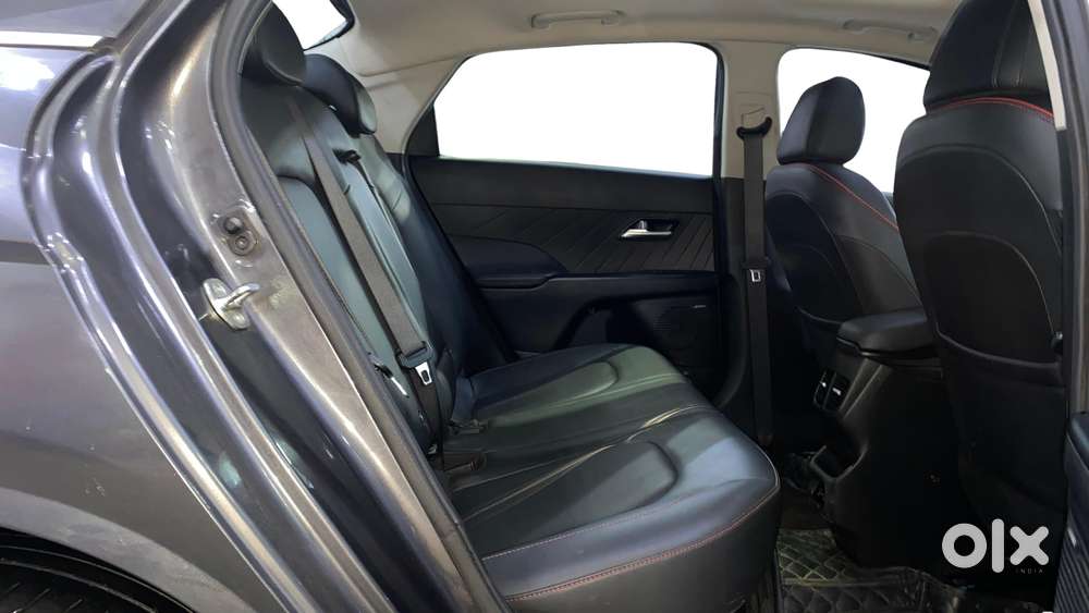 Hyundai Verna 1.5 Sx (o) Petrol Mt, 2023, Petrol