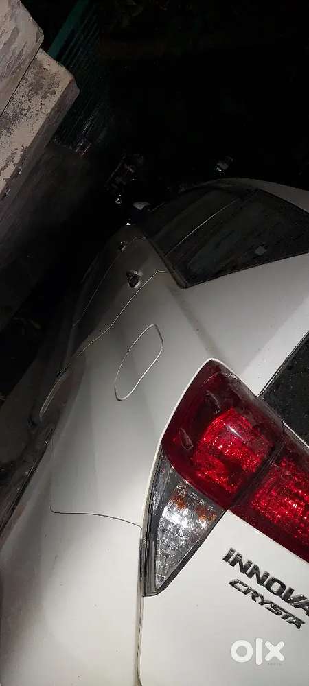Toyota Innova Crysta Gx Plus 8 Seater  1st Owner  40,711 Km