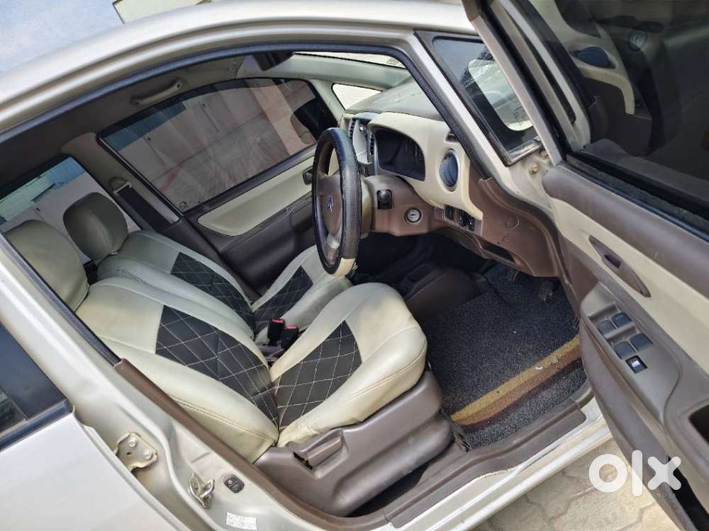 Maruti Suzuki Zen Estilo Vxi Bsiv, 2014, Petrol