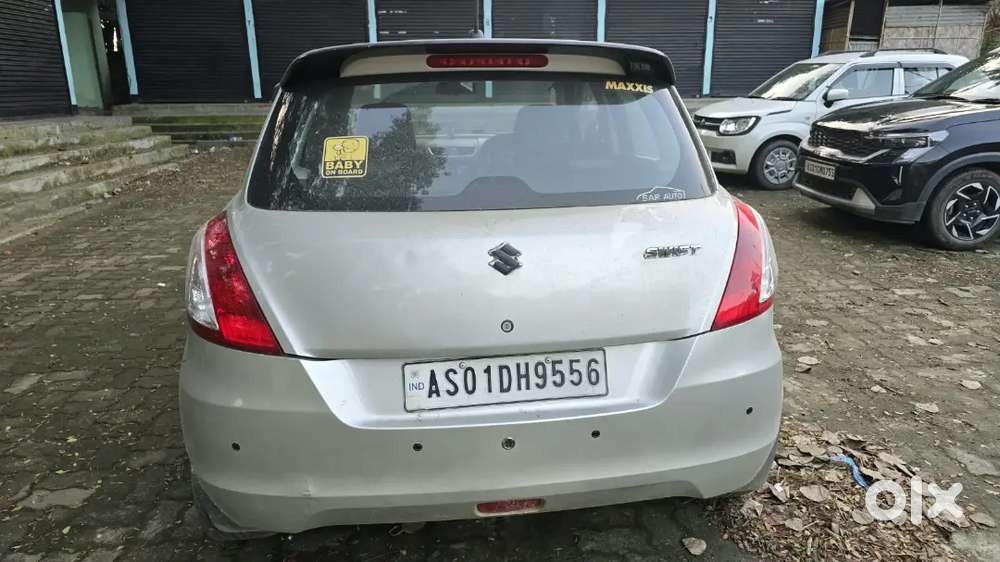 Maruti Suzuki Swift Vxi 2017