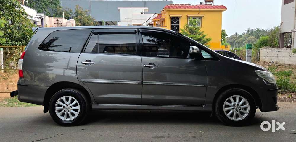 Toyota Innova 2.5 V 7 Str, 2012, Diesel