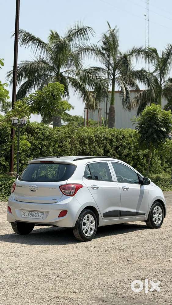 Hyundai Grand I10 2013-2016 At Sportz, 2014, Petrol