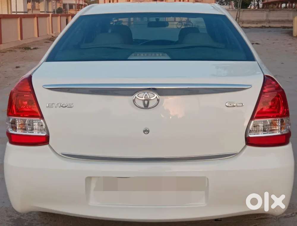 Toyota Etios 2015 Diesel Well Maintained