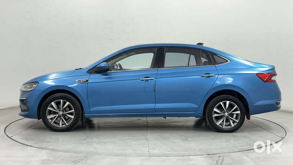 Skoda Slavia Style 1.0l Tsi Mt, 2022, Petrol