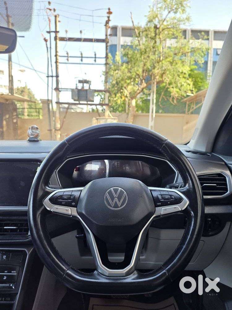 Volkswagen Taigun 1.0 Tsi Topline At, 2022, Petrol