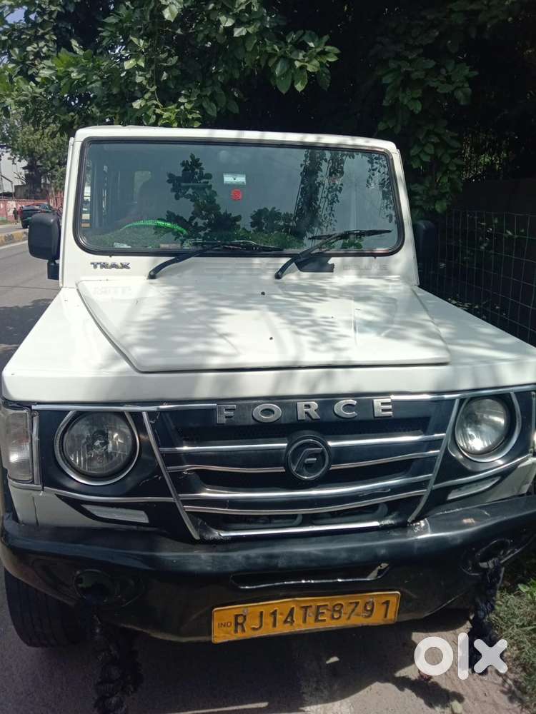 Force Motors Trax Cruiser 2020 Diesel