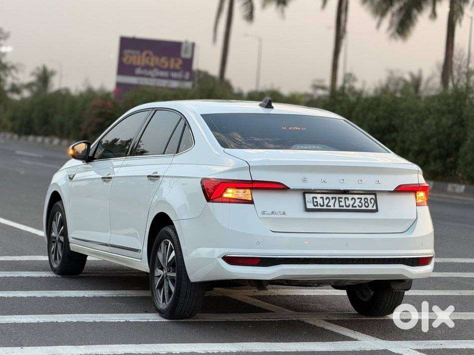 Skoda Slavia 1.0 Tsi Style, 2023, Petrol