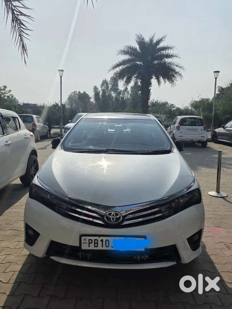 Toyota Corolla Altis 2014 Diesel 69500 Km Driven