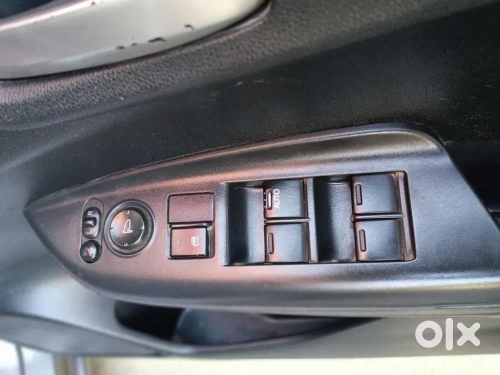 Honda Jazz 2015 Petrol 75000 Km Driven