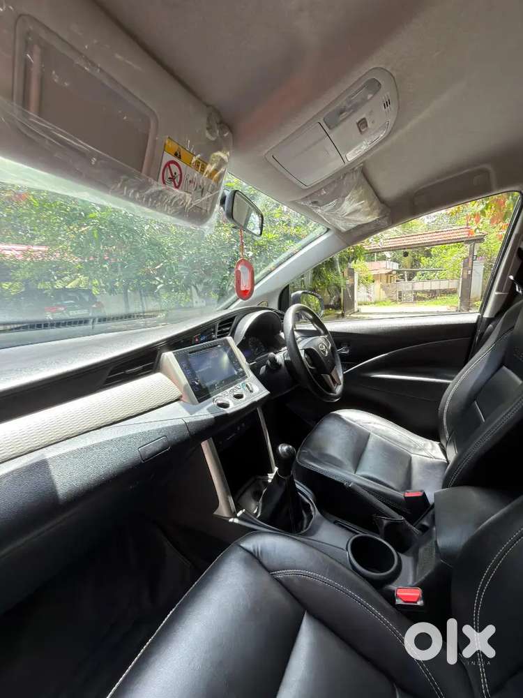 Toyota Innova Crysta 2019
