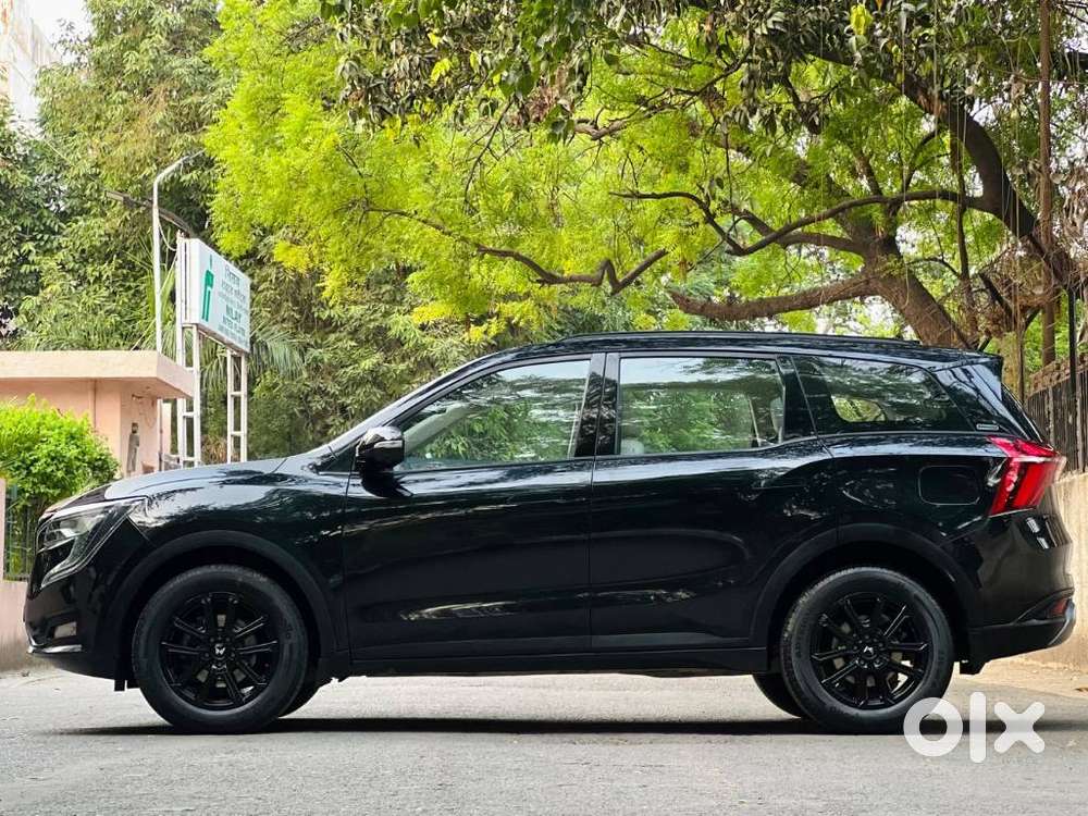 Mahindra Xuv700 2.0 Ax 7 Petrol At Luxury Pack Str, 2024, Petrol