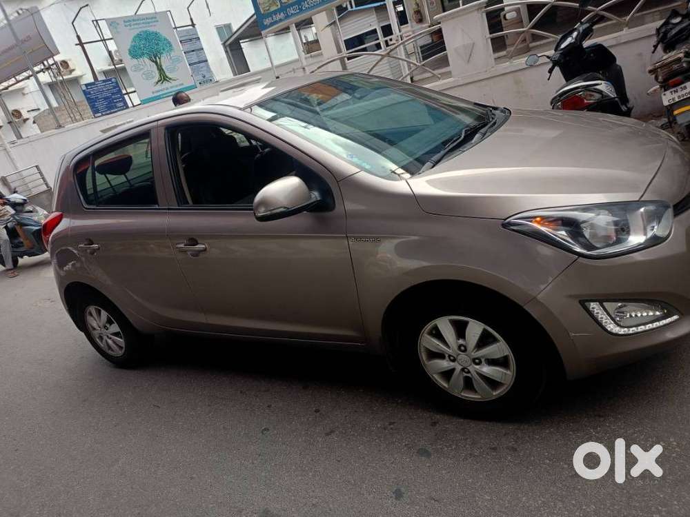 Hyundai I20 Sportz Plus Cvt, 2013, Petrol