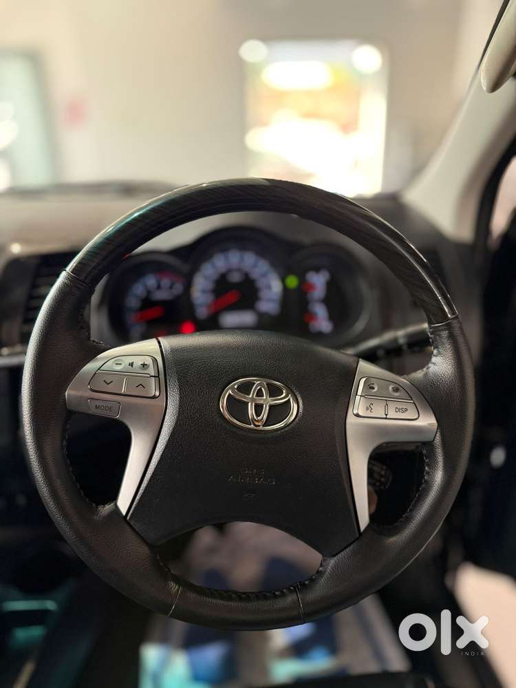 Toyota Fortuner 4x4 At 2.8 Diesel, 2015