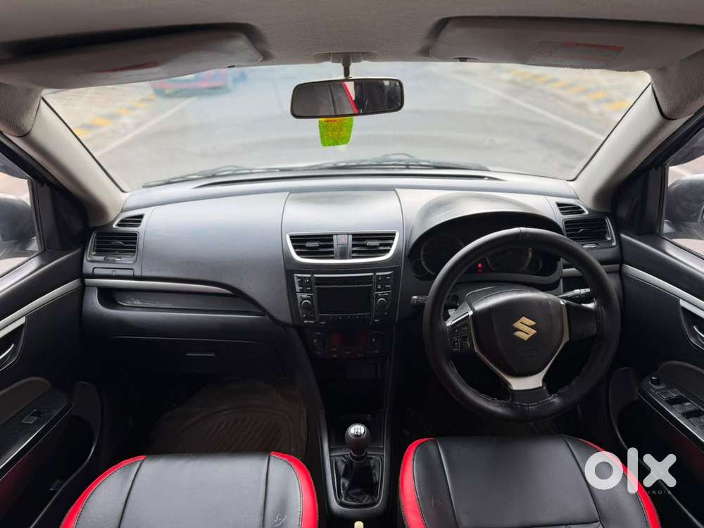 Maruti Suzuki Swift Vvt Zxi, 2012, Petrol