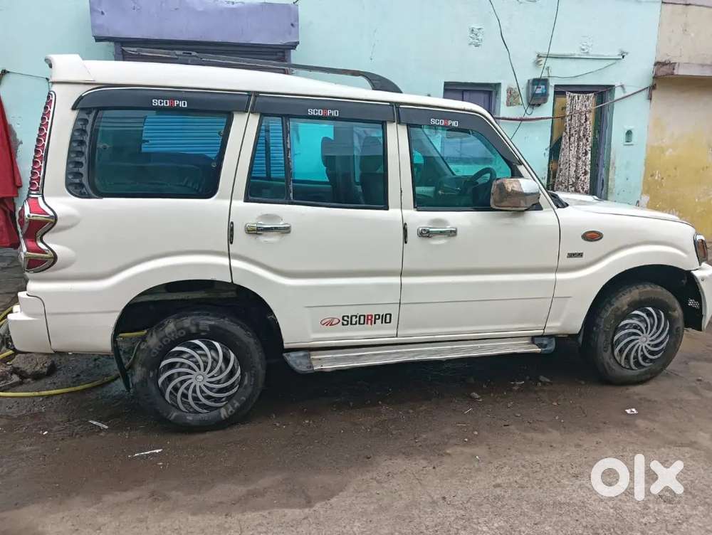 Mahindra Scorpio 2011 M2dicr
