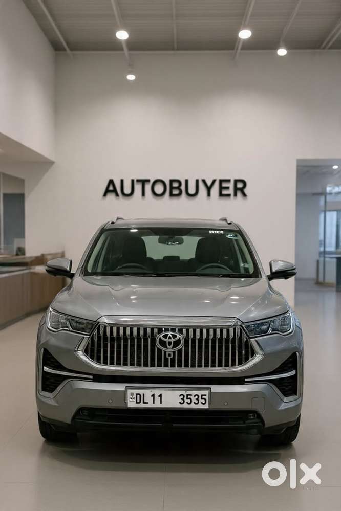 Toyota Innova Hycross 2.0 Vx Hybrid 7 Str, 2023, Petrol