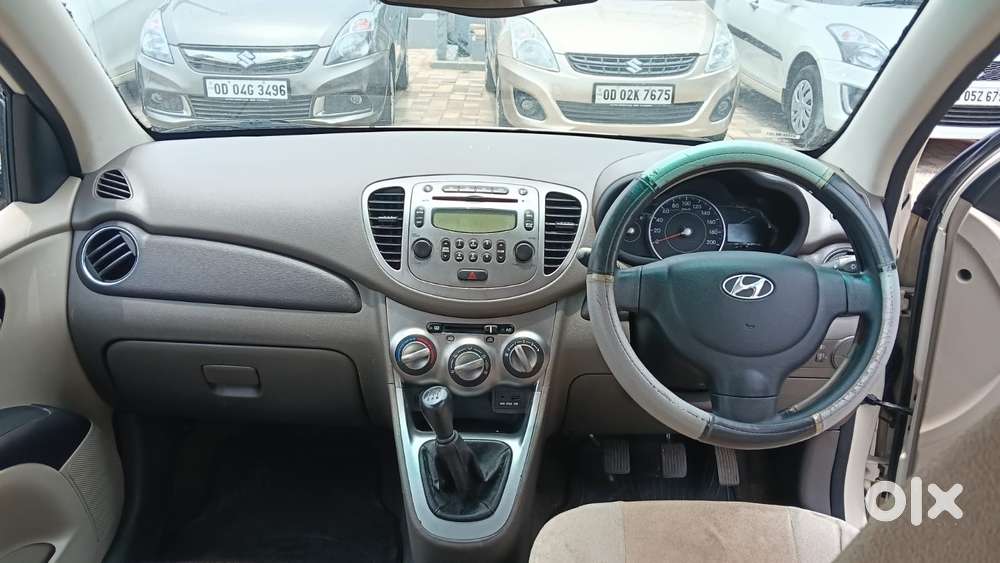 Hyundai I10 Sportz, 2013, Petrol