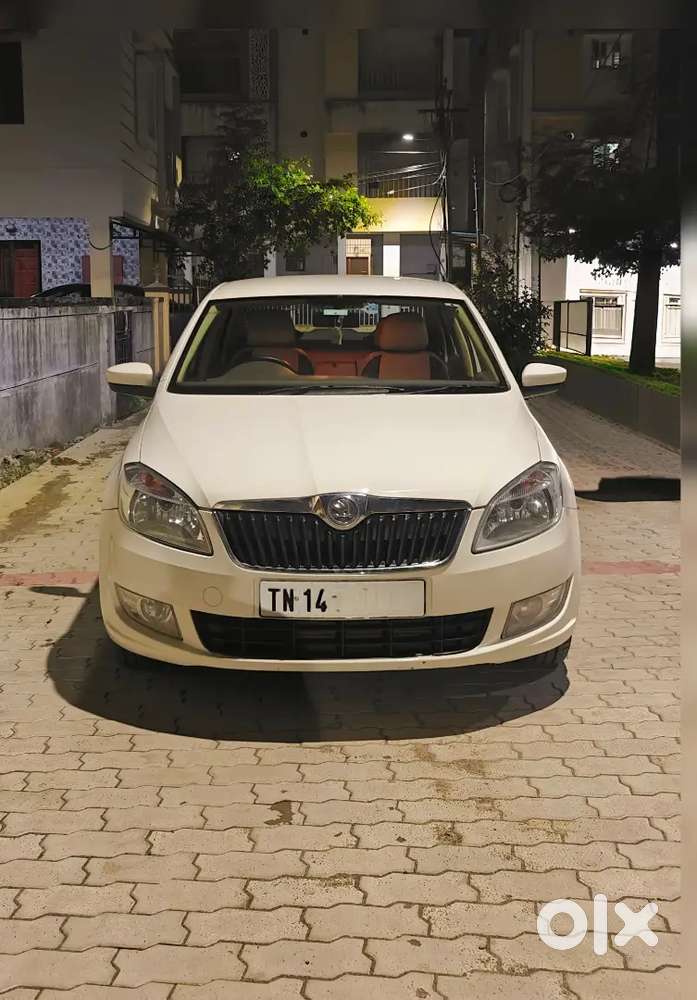 Skoda Rapid 2015 Diesel Automatic