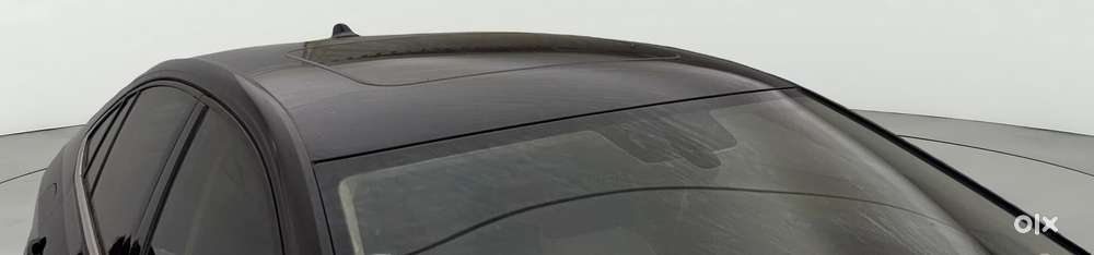 Skoda Slavia Style 1.0l Tsi Mt, 2023, Petrol