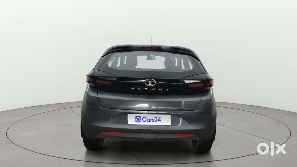 Tata Altroz 1.2 Xt, 2022, Petrol