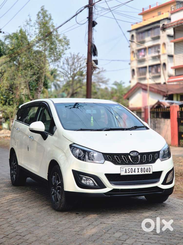 Mahindra Marazzo M6 8str, 2019, Diesel
