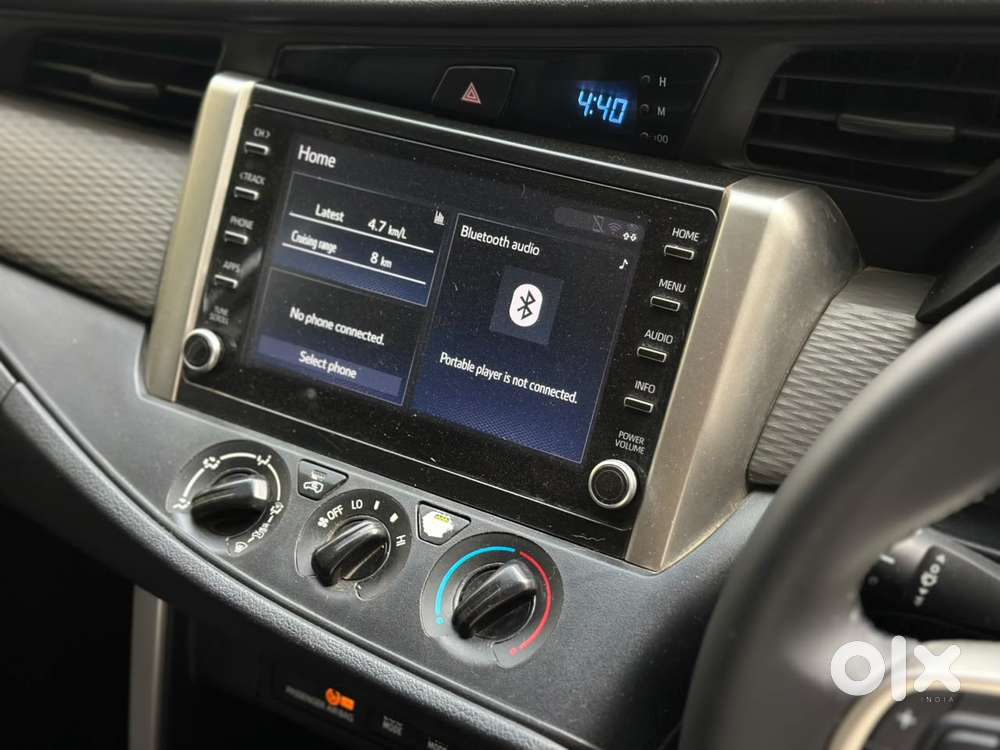 Toyota Innova Crysta 2.4 G Mt 8s, 2022, Diesel
