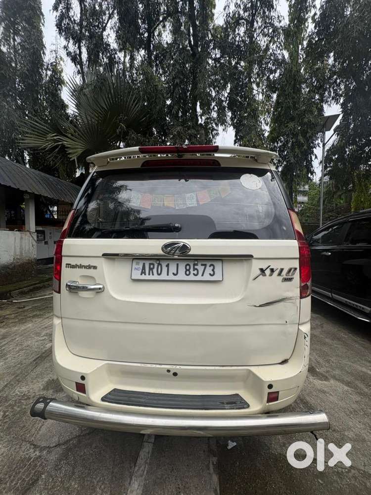 Mahindra Xylo 2017