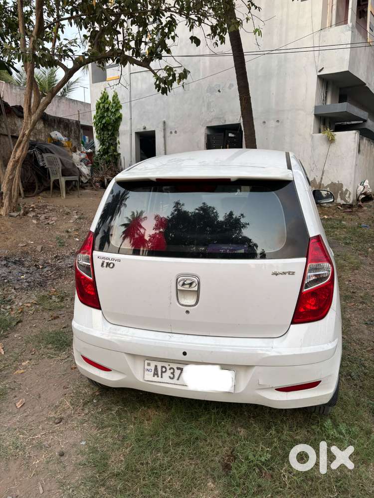 Hyundai I10 Sportz Customised With Premium Accessories