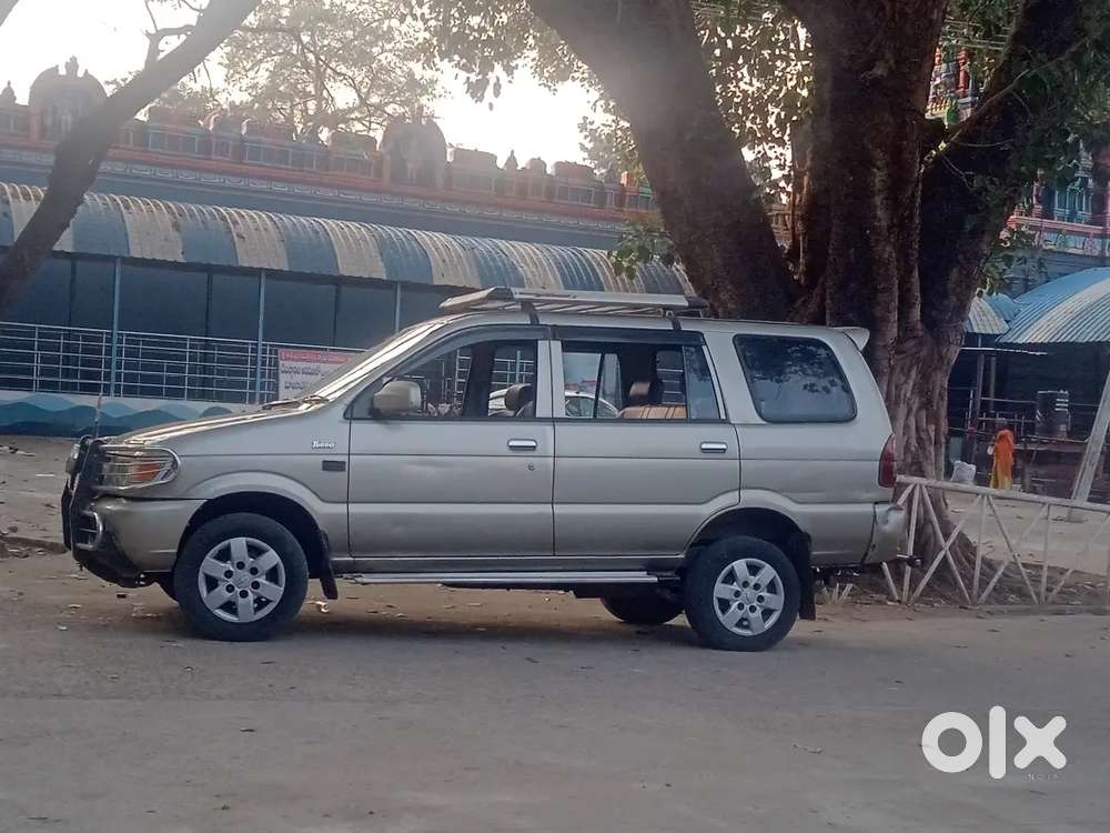 Chevrolet Tavera Neo 2015 Diesel 250000 Km Driven