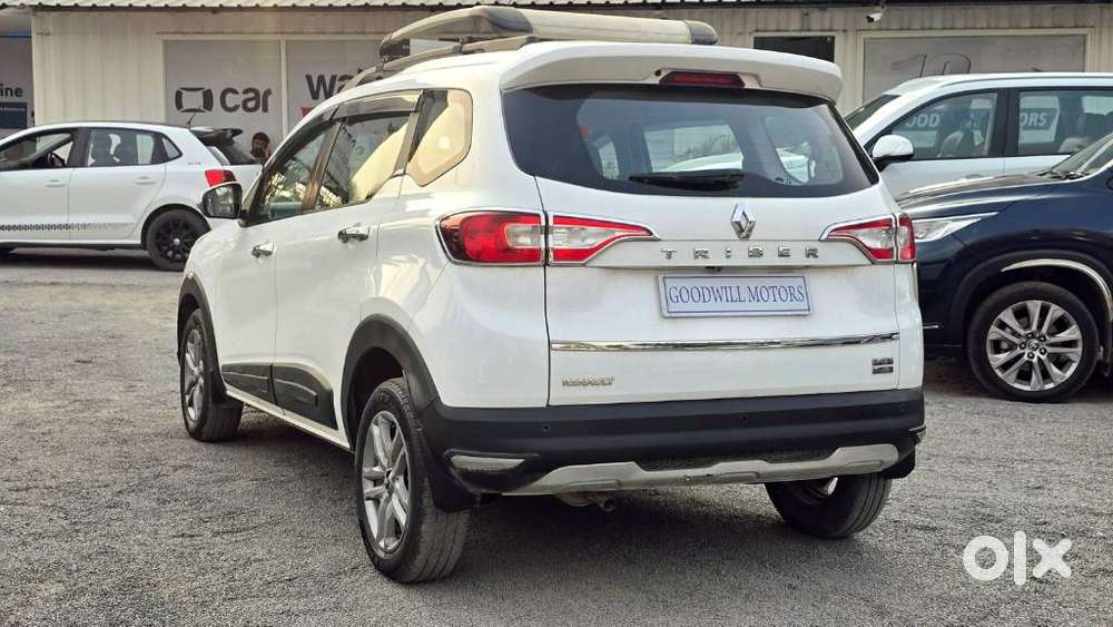 Renault Triber Rxz, 2020, Petrol