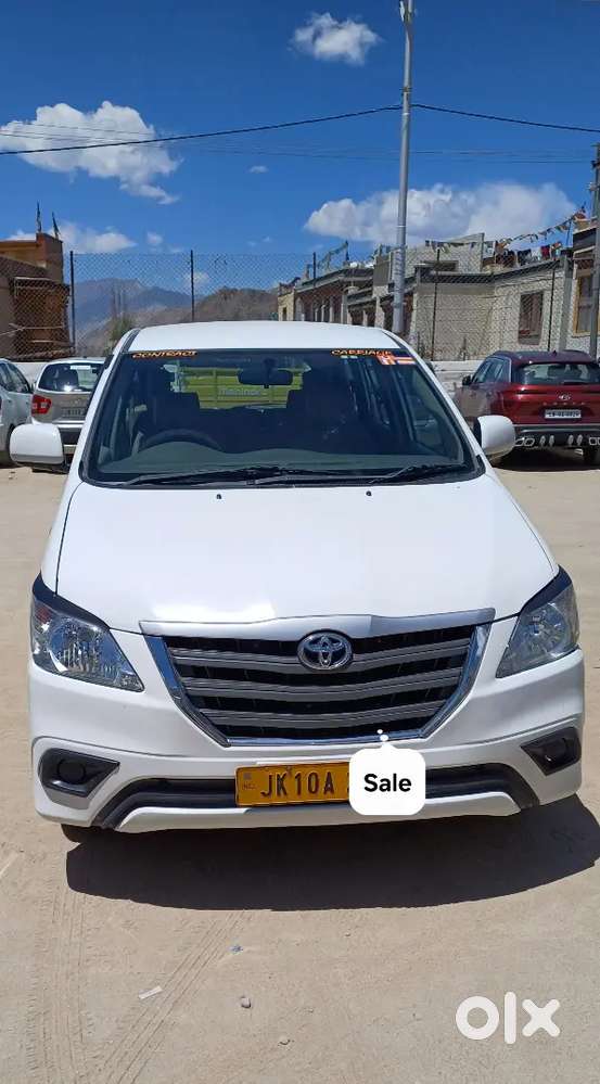 Toyota Innova 2014 Diesel 200000 Km Driven
