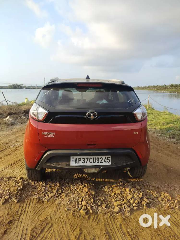Tata Nexon 2017 Diesel 101000 Km Driven