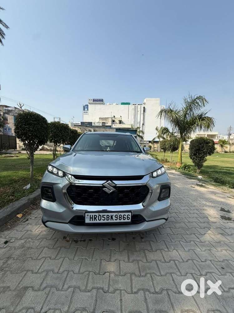 Maruti Suzuki Grand Vitara 2023 Petrol Well Maintained