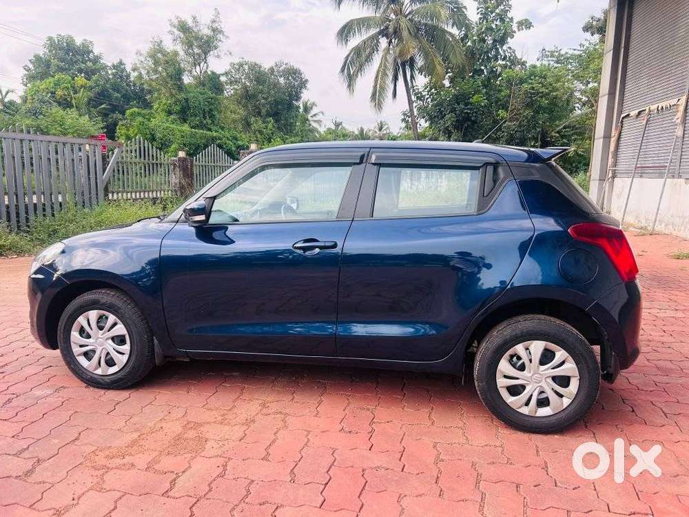 Maruti Suzuki Swift Vxi + Manual, 2020, Petrol