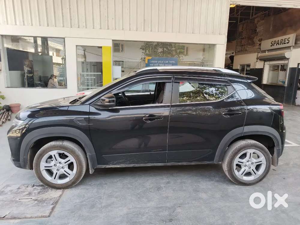 Renault Kiger 2025 Petrol 6000 Km Driven