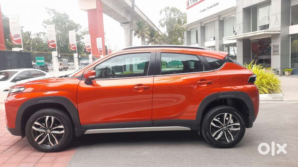 Toyota Urban Cruiser Taisor V 1.0 Petrol Mt, 2024, Petrol