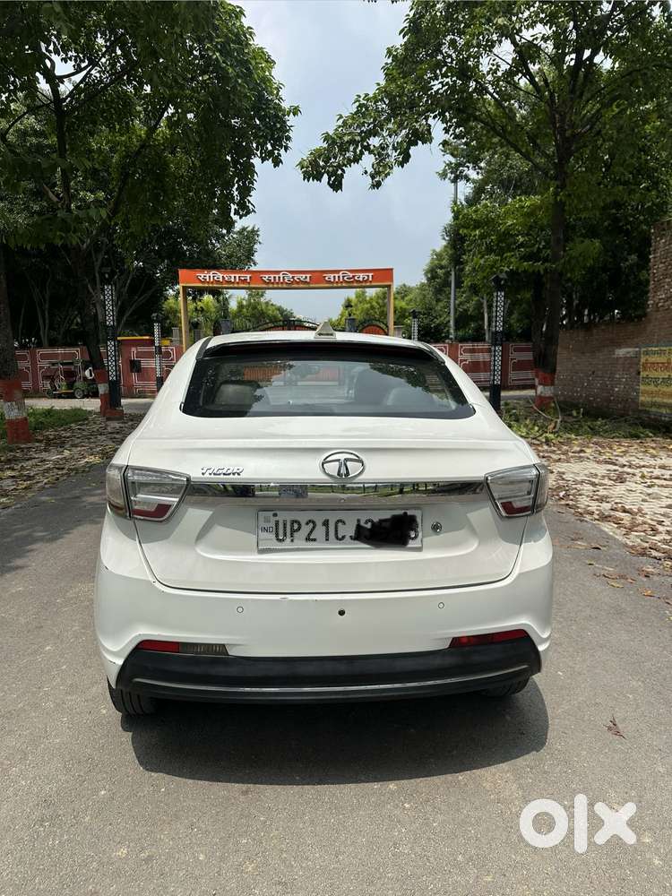 Tata Tigor Xe, 2020, Petrol