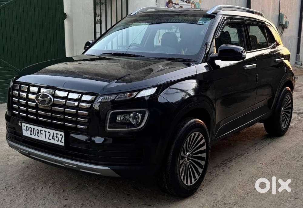 Hyundai Venue, 2025, Petrol