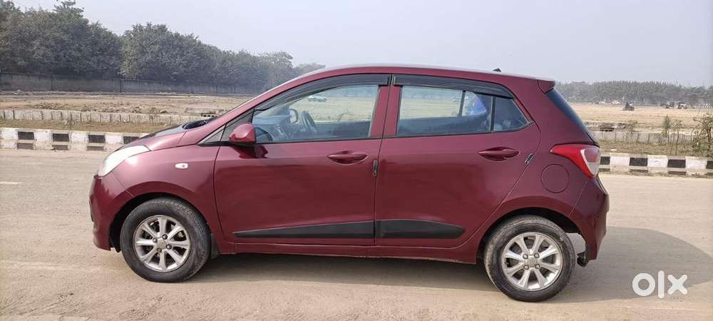 Hyundai Grand I10 2016 Cng & Hybrids Well Maintained