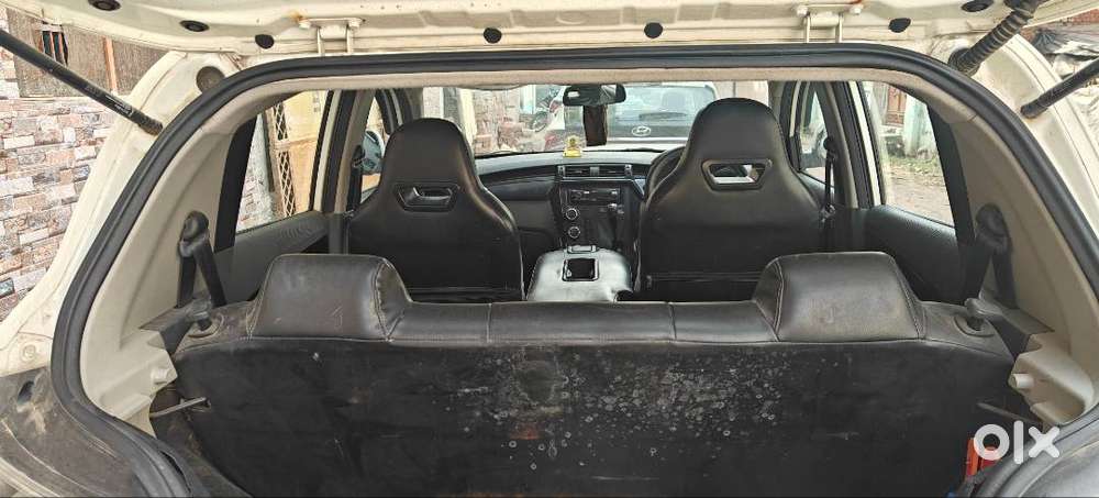 Mahindra Kuv 100 2018 Petrol Well Maintained