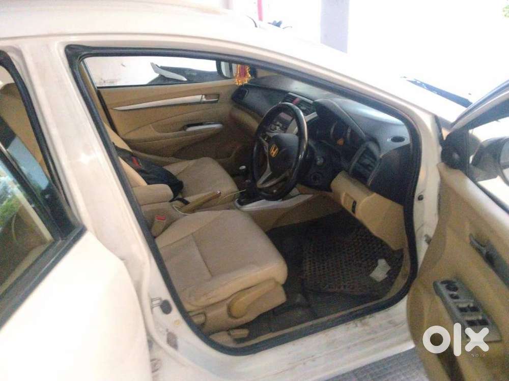 Honda City 2011-2013 V At Exclusive, 2011, Petrol