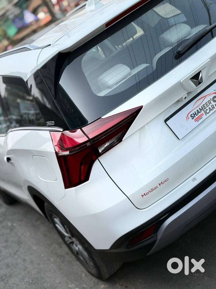 Mahindra Xuv700 2.2 Ax 7 Diesel At Luxury Pack Str, 2023, Diesel
