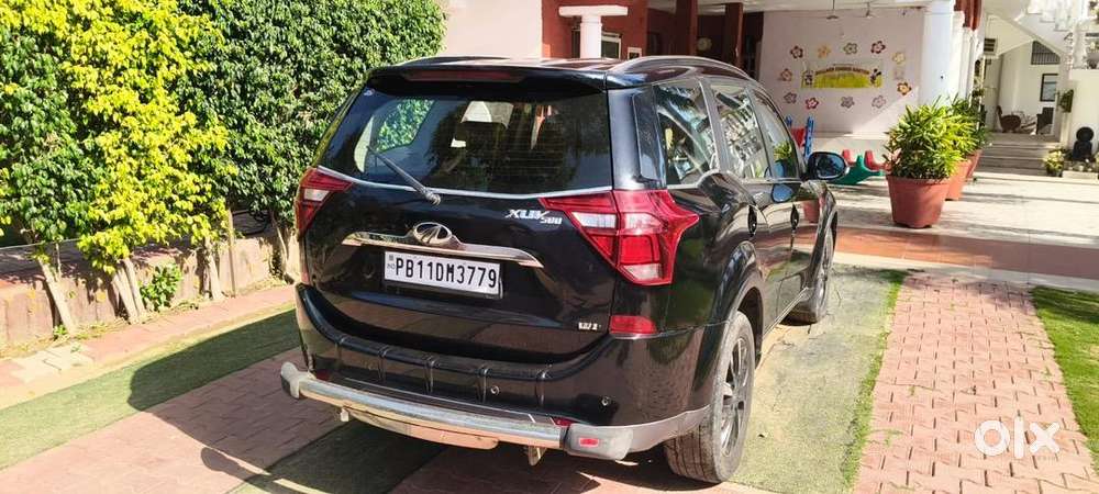 Mahindra Xuv500 2021 Diesel 50000 Km Driven