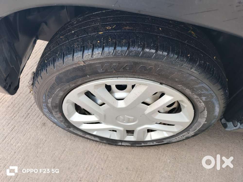 Maruti Suzuki Brezza 1.5 Lxi Smart Hybrid, 2022, Petrol