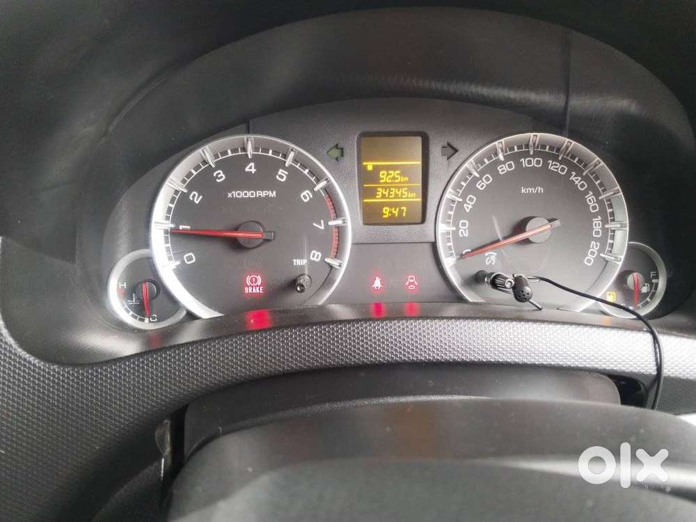 Maruti Suzuki Swift Vxi 1.2 Abs Bs-iv, 2015, Petrol